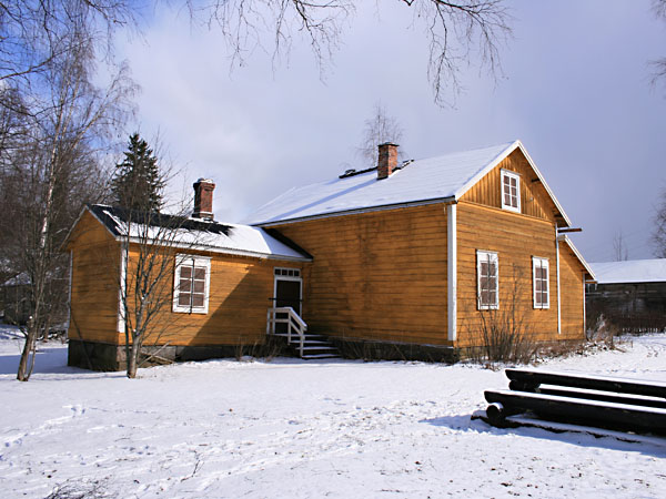 Vaiveron myllytilan p&auml;&auml;rakennus